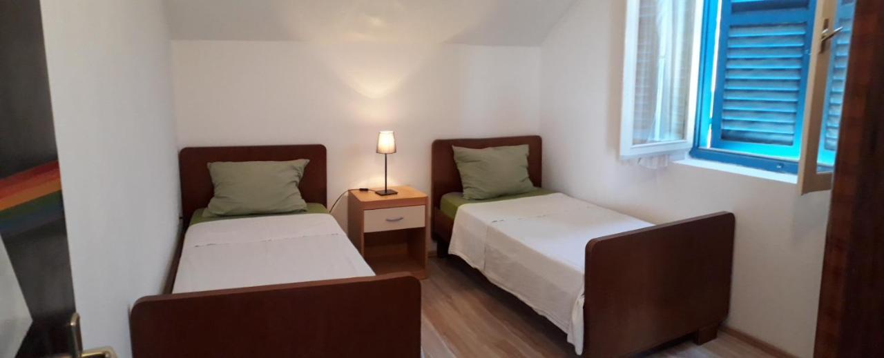 Apartments Gorka Vodice Buitenkant foto
